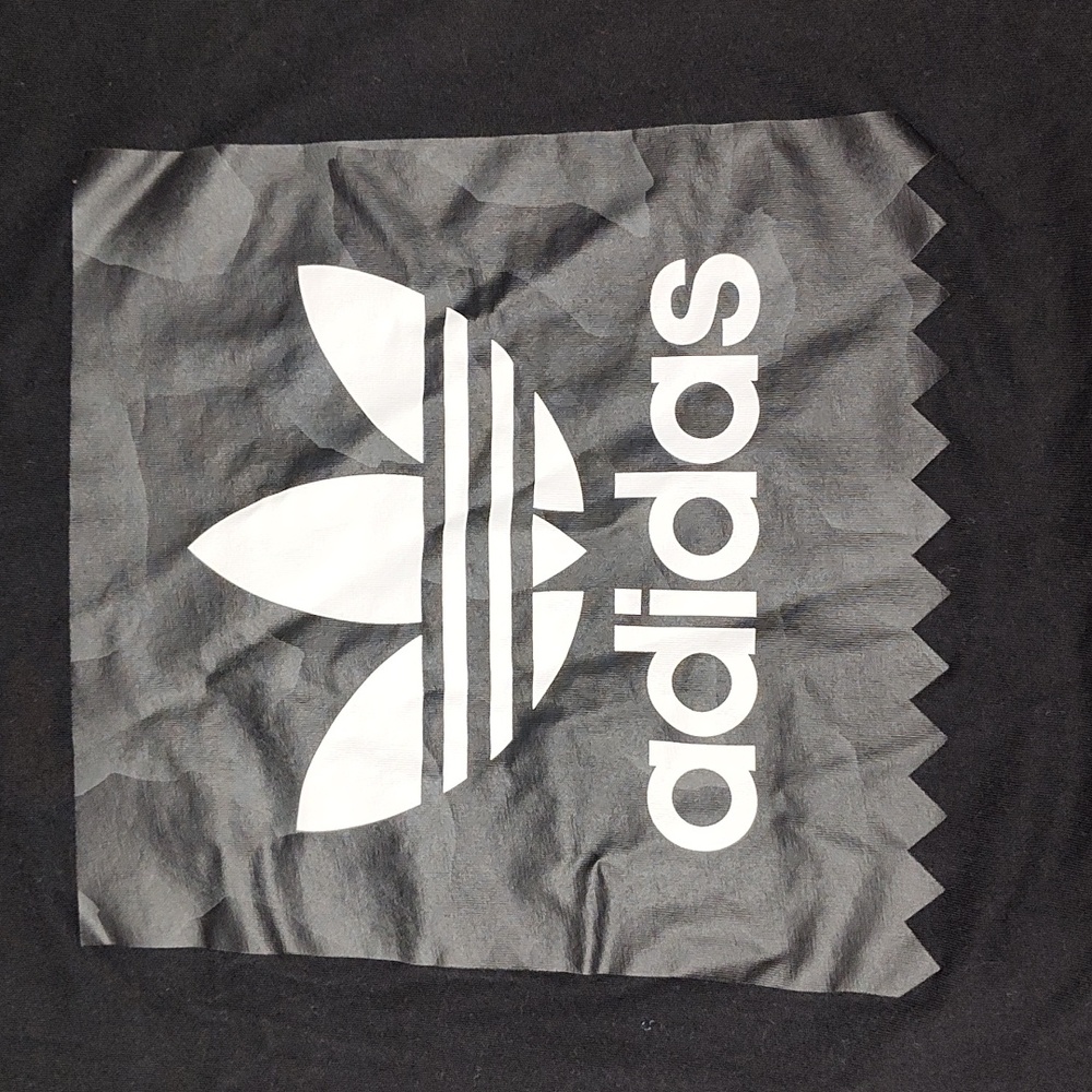 Men's Adidas tshirt size XL